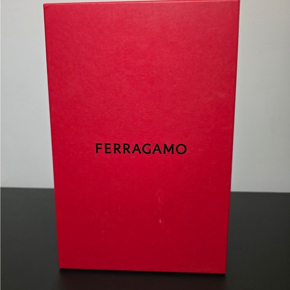 Salvatore Ferragamo White Dust Bags Set - Picture 10 of 11